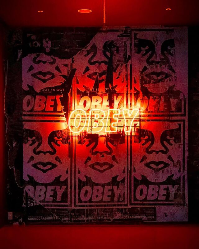 An inside look at my largest show “Eyes Open, Minds Open” at the @lottemuseum in Seoul, South Korea happening now until November 6th. Over 450 of my past and present works are featured in this exhibition.
–Shepard

Photos: @jonathanfurlong

#OBEY #OBEYGIANT #SEOUL #KOREA #셰퍼드페어리행동하라 #롯데뮤지엄