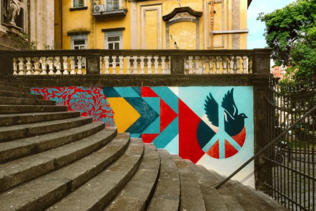 This mural, “Peace is Power,” is meant to encourage us to strive for health and peace for humanity and the planet that sustains us. Peace is not the absence of disagreement, but the ability to resolve disagreements without violence. Peace takes more thought, more kindness, more diplomacy, and more creativity, but the result is a more powerful investment in our collective future. The dove is internationally recognized as a symbol of peace, making it an ideal communication tool. I hope the message reaches all who see it across nations and cultures. - Shepard

Thank you @museodiocesanodiffusonapoli and @wunderkammerngallery

Photos by @jonathanfurlong
