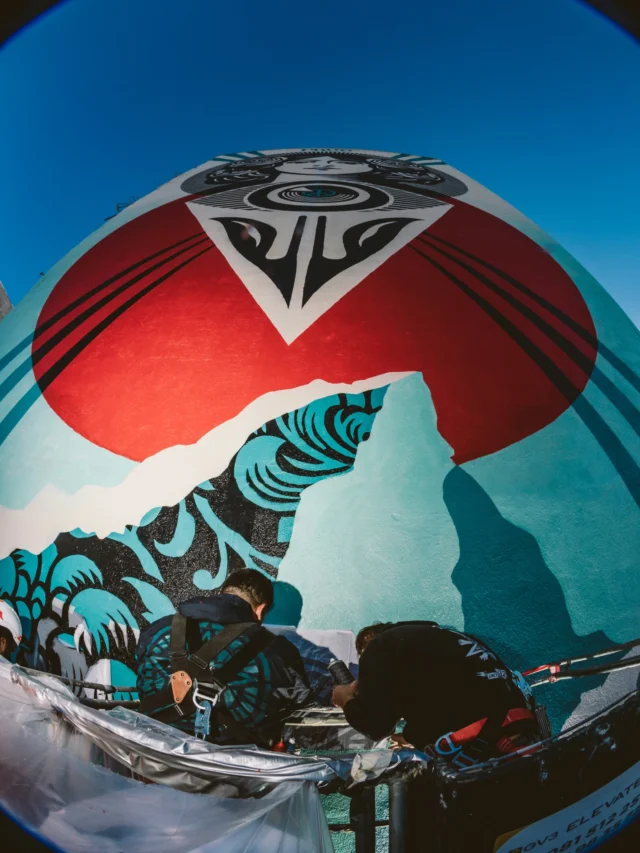 NAPLES! The crew and I have been working on something the last few days. Thanks to @culturanapoli @wunderkammerngallery @inwardcreativitaurbana for the support! Final coming soon! - S

📷 @jonathanfurlong